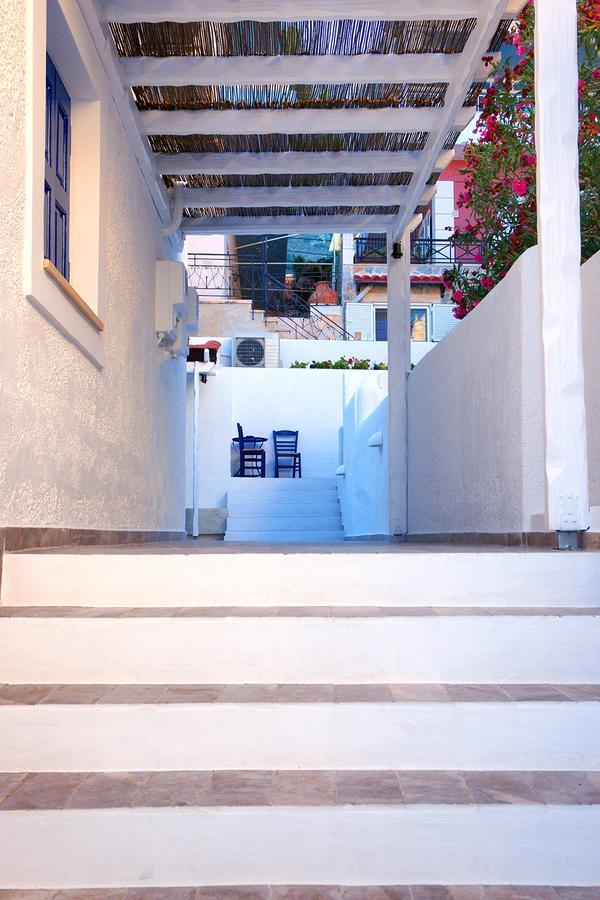La Playa Boutique Apartments Myrties Bagian luar foto