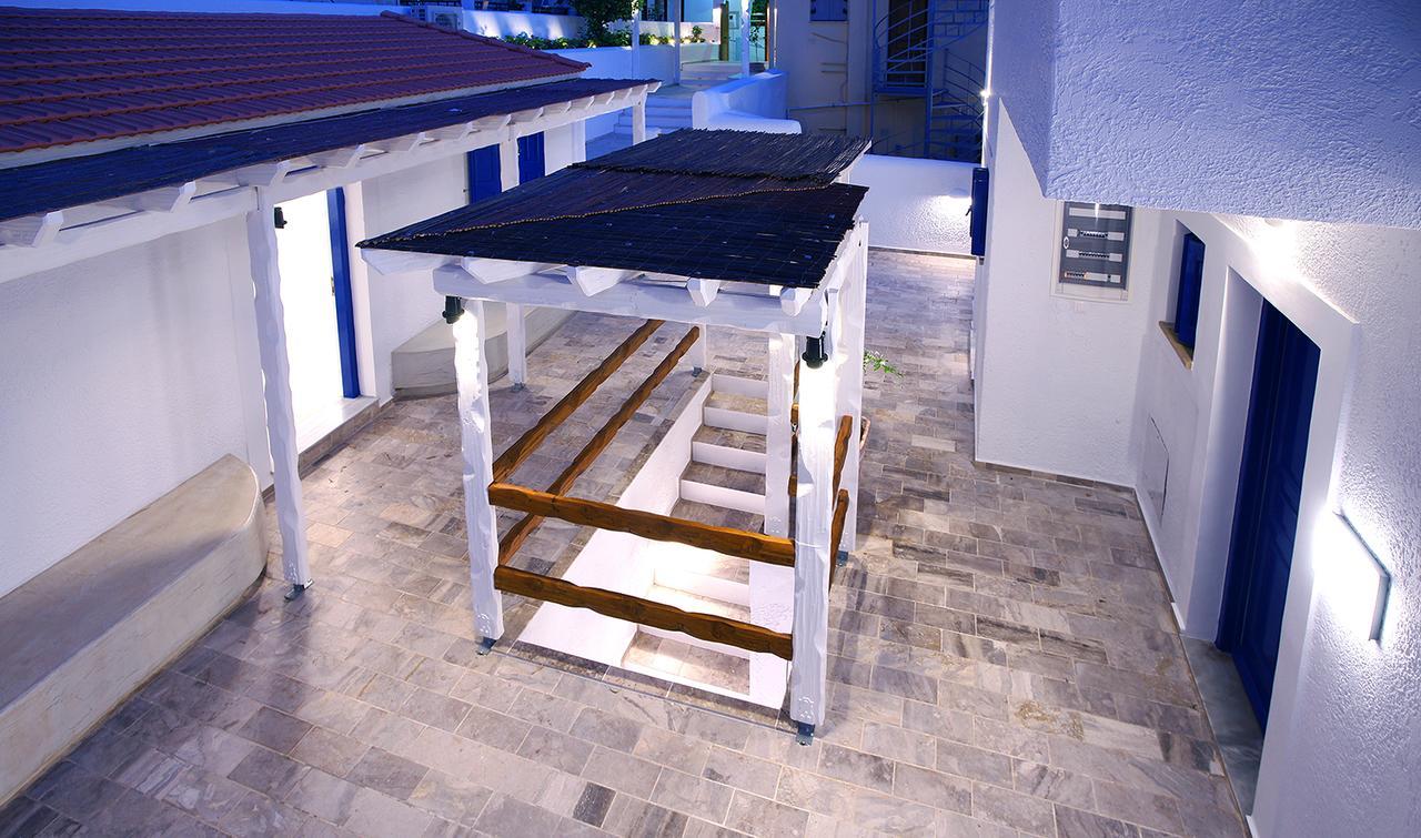 La Playa Boutique Apartments Myrties Bagian luar foto