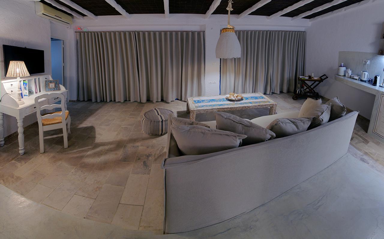La Playa Boutique Apartments Myrties Bagian luar foto